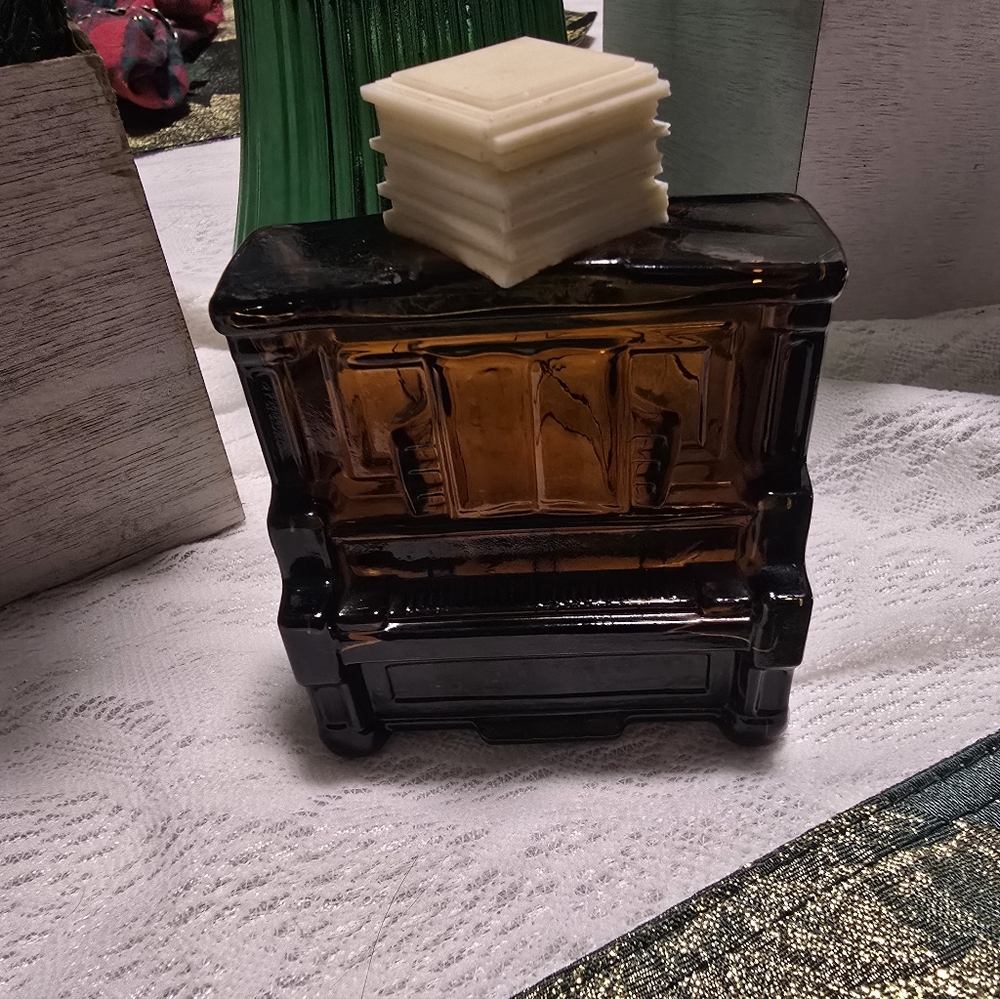 VINTAGE Avon Amber Glass Piano Aftershave/Cologne